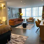 Marram Suitehotel * מונסטר